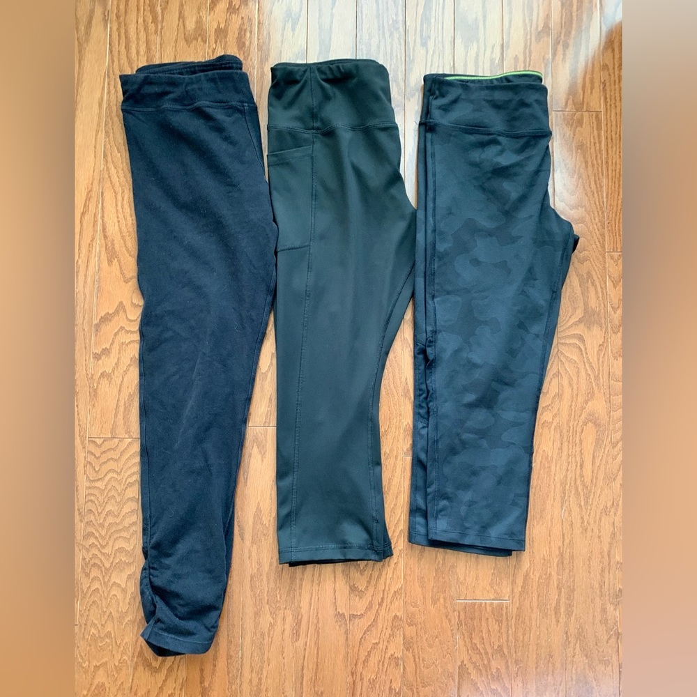 Lot of 3 Stretch/Workout/Yoga Pants Calvin Klein & AVIA Great Condition Large